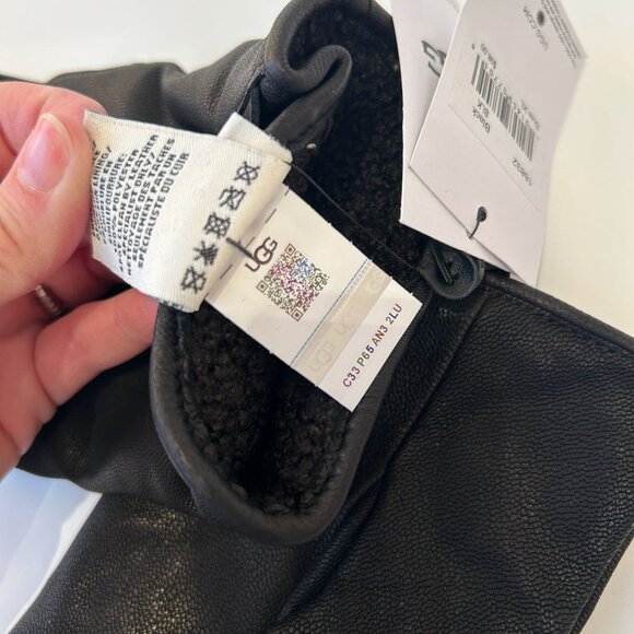 NWT UGG Black Leather Touchscreen-Compatible Gloves XL NEW - Picture 5 of 8